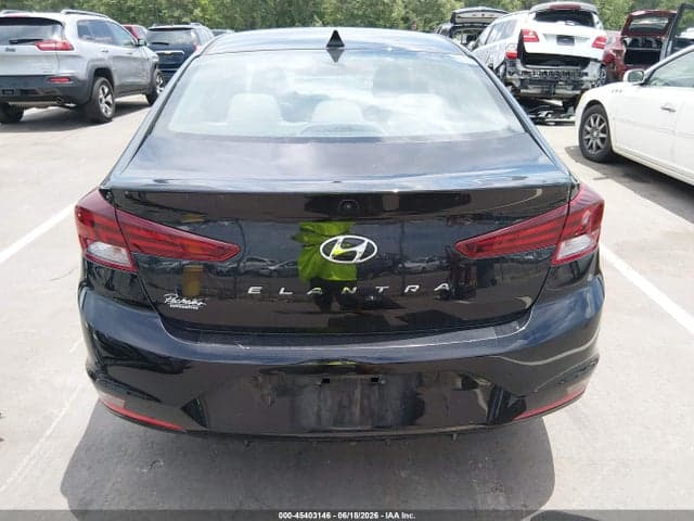 2020 HYUNDAI ELANTRA SEL 17