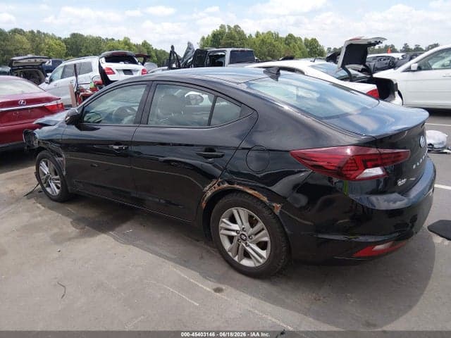 2020 HYUNDAI ELANTRA SEL 3
