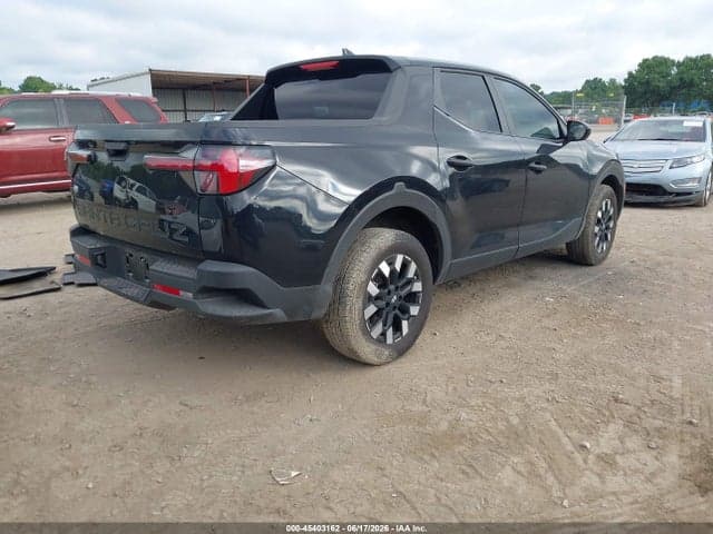 2025 HYUNDAI SANTA CRUZ SE 4
