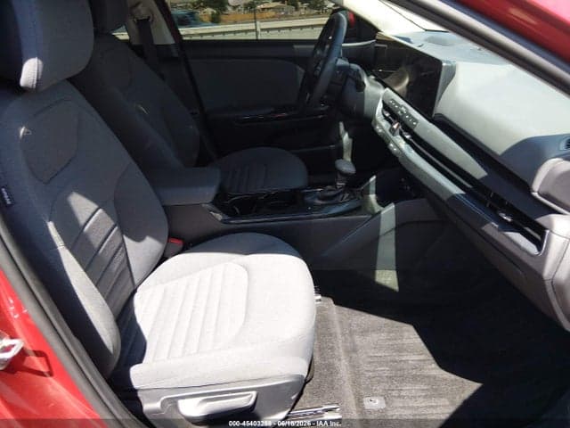 2025 KIA K4 EX 5