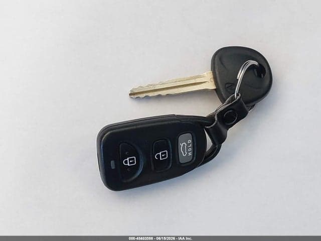 2019 HYUNDAI ELANTRA SE 11