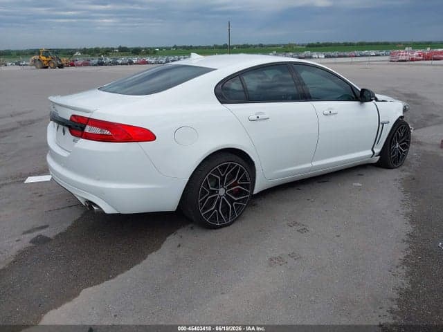 2015 JAGUAR XF 5.0L 4