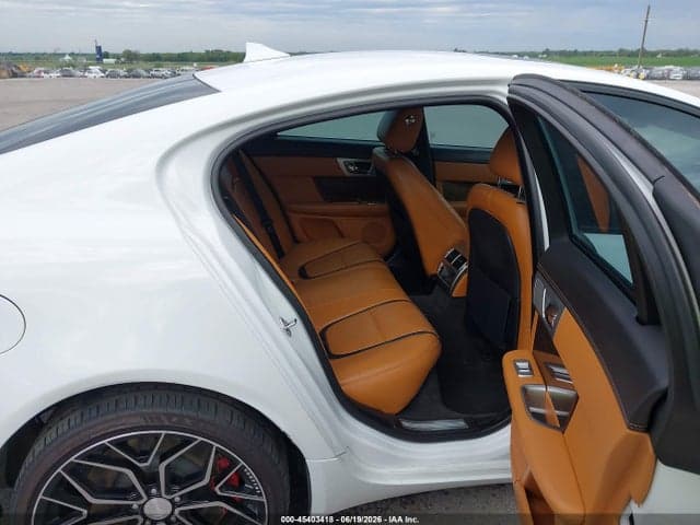 2015 JAGUAR XF 5.0L 8