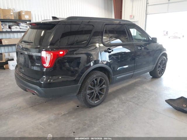 2017 FORD EXPLORER XLT 4