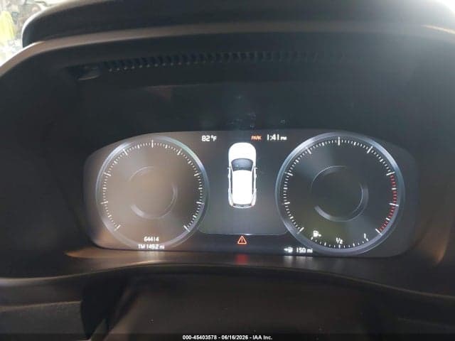 2022 VOLVO XC40 T5 7