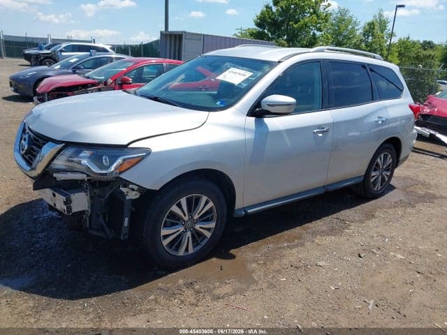 2017 NISSAN PATHFINDER SV 2