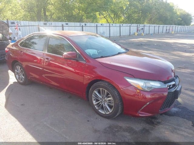 2017 TOYOTA CAMRY SE - 1