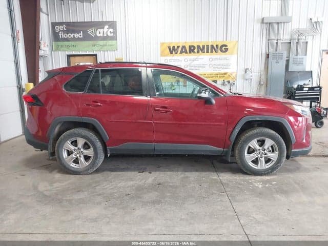 2022 TOYOTA RAV4 XLE 13
