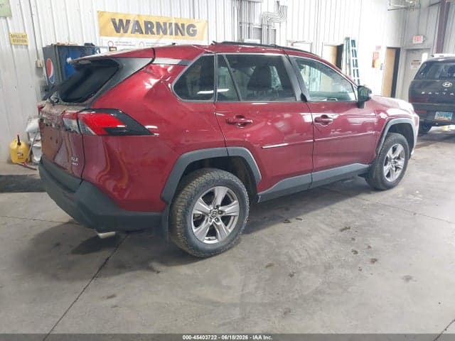 2022 TOYOTA RAV4 XLE 4