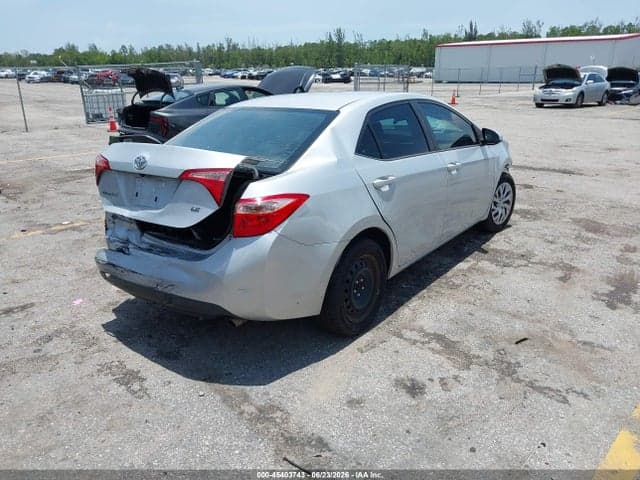 2019 TOYOTA COROLLA LE 4