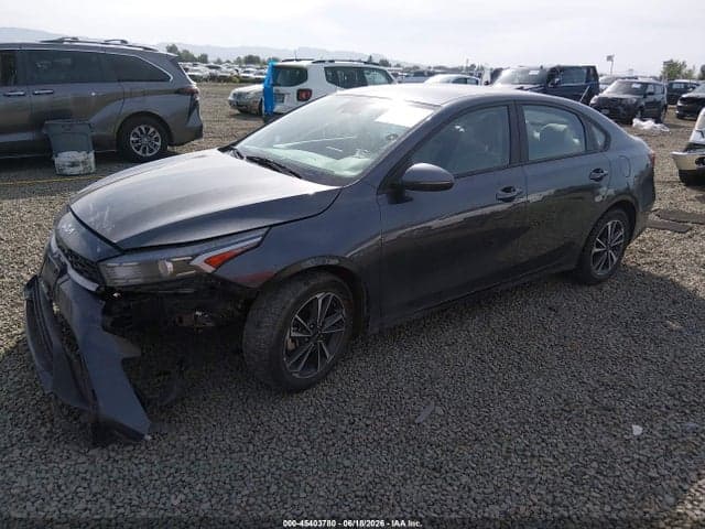 2023 KIA FORTE LXS 2
