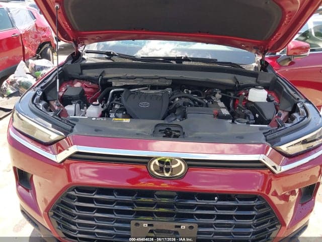 2025 TOYOTA GRAND HIGHLANDER XLE 10
