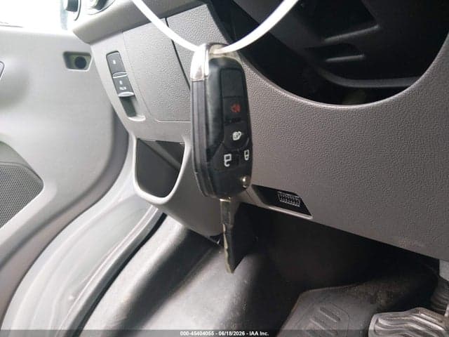 2023 FORD E-TRANSIT-350 11