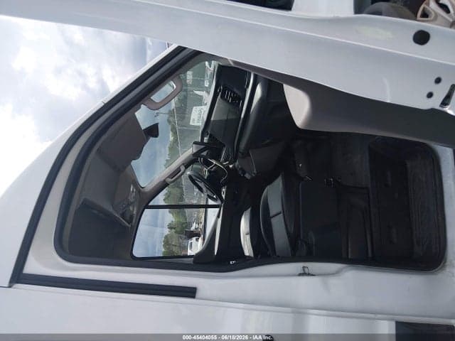 2023 FORD E-TRANSIT-350 5