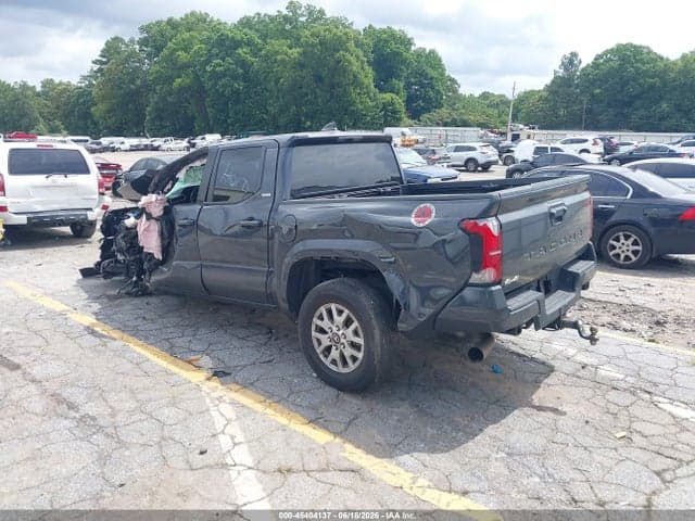 2024 TOYOTA TACOMA SR5 3