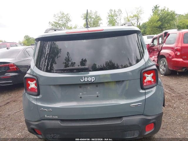 2017 JEEP RENEGADE LATITUDE 4X4 16