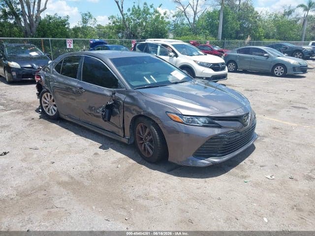 2020 TOYOTA CAMRY LE 1