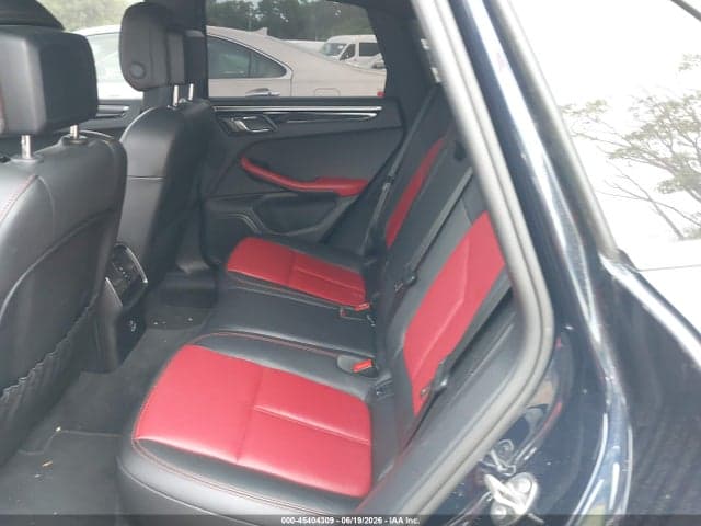 2020 PORSCHE MACAN 8