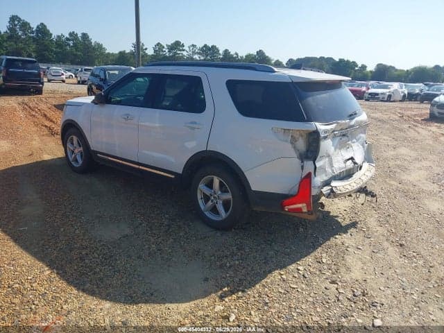 2019 FORD EXPLORER XLT 3