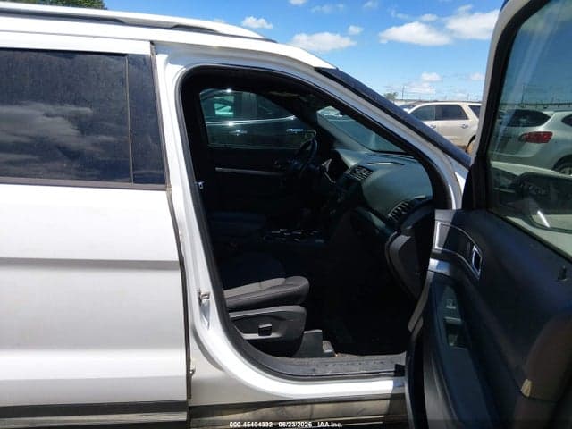 2019 FORD EXPLORER XLT 5