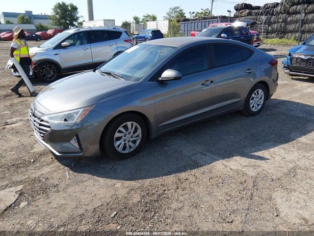 2019 HYUNDAI ELANTRA SE 2