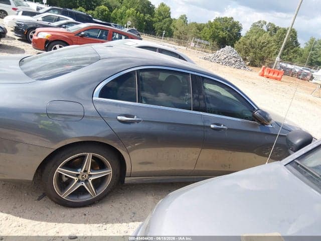 2019 MERCEDES-BENZ E 300 13