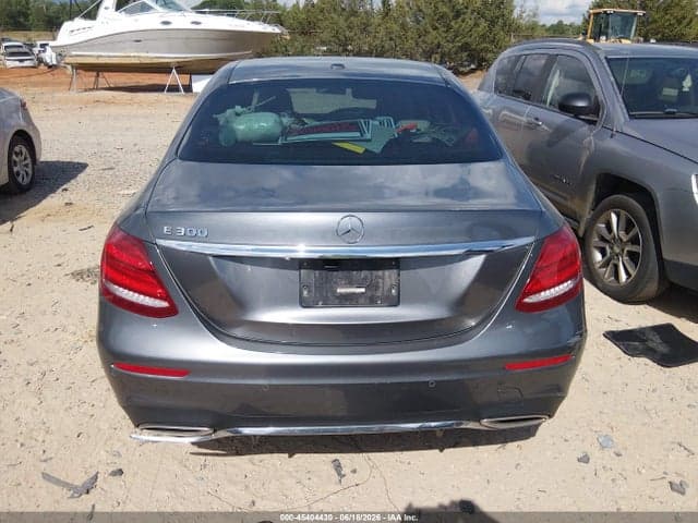 2019 MERCEDES-BENZ E 300 16