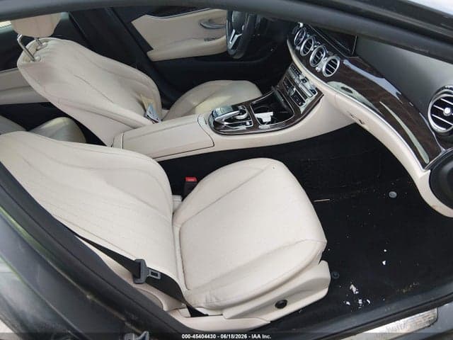 2019 MERCEDES-BENZ E 300 5