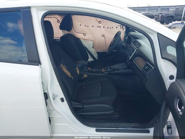 2025 NISSAN LEAF SV PLUS 5