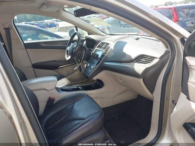 2017 LINCOLN MKC RESERVE 5