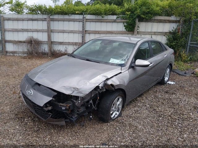 2023 HYUNDAI ELANTRA SE 2