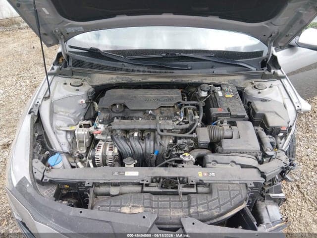 2023 HYUNDAI ELANTRA SE 10