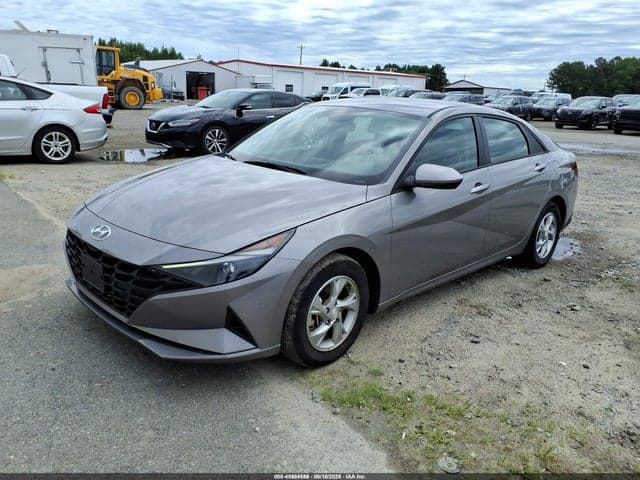 2023 HYUNDAI ELANTRA SE 2