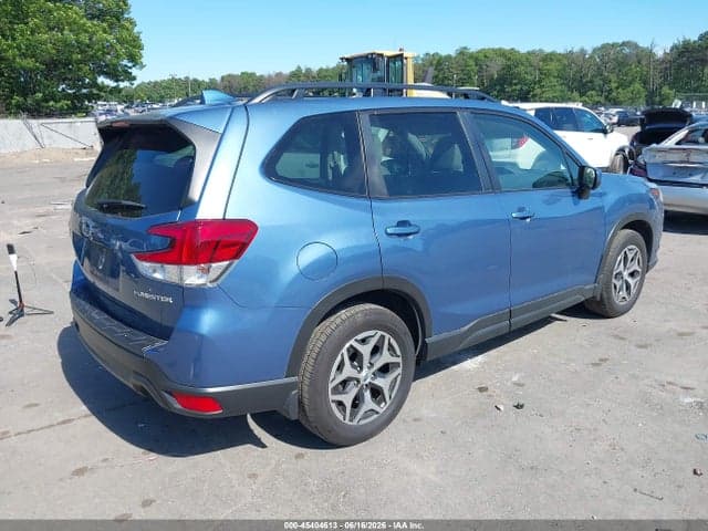 2023 SUBARU FORESTER PREMIUM 4