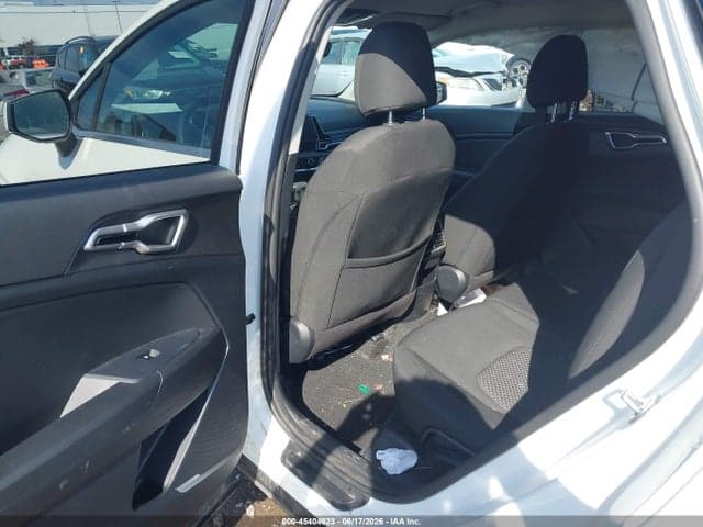 2023 KIA SPORTAGE LX 8