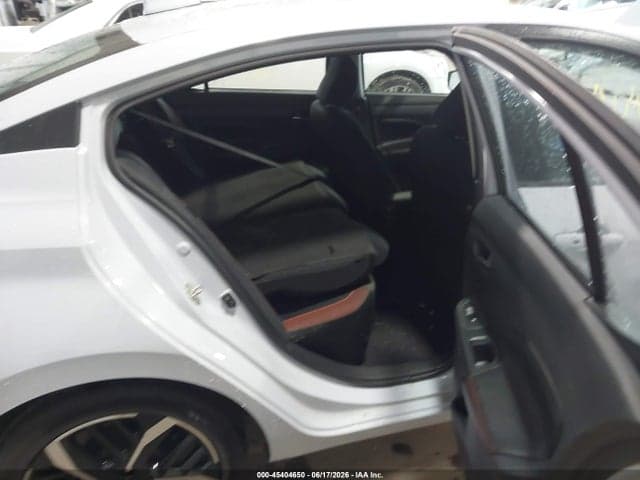 2024 NISSAN VERSA 1.6 SR 8