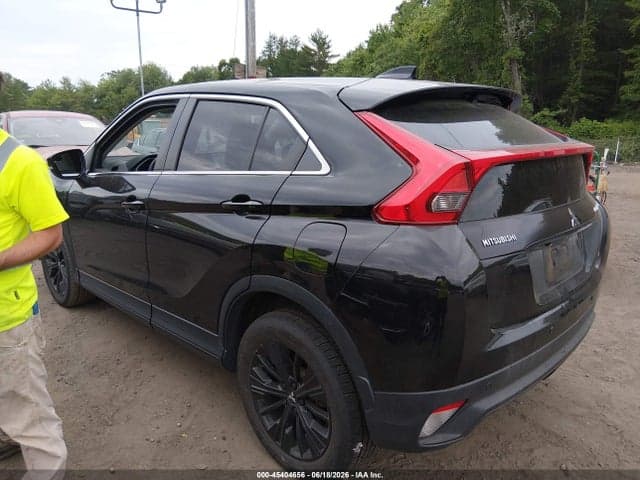 2018 MITSUBISHI ECLIPSE CROSS 3