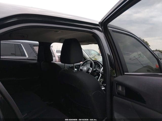 2018 MITSUBISHI ECLIPSE CROSS 8