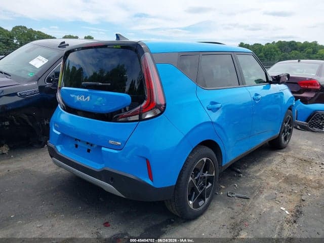 2023 KIA SOUL EX 4