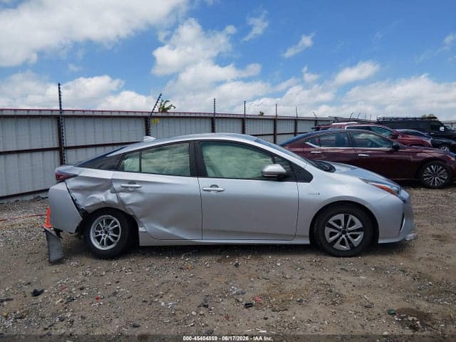2016 TOYOTA PRIUS TWO 13