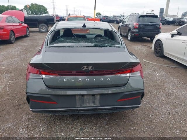2024 HYUNDAI ELANTRA SE 16