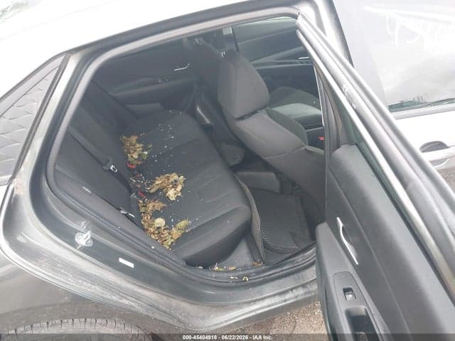 2024 HYUNDAI ELANTRA SE 8
