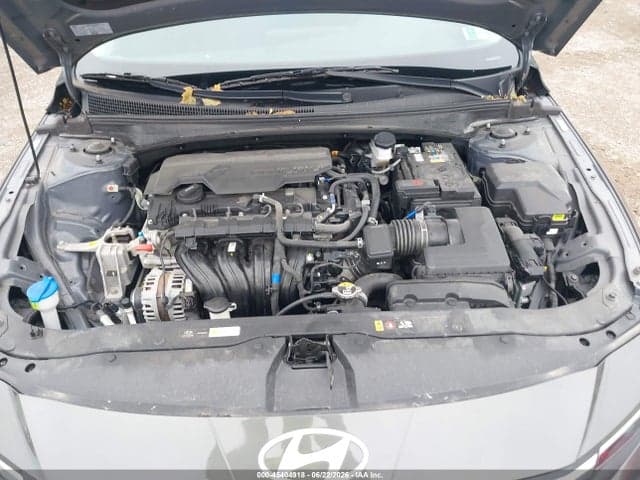 2024 HYUNDAI ELANTRA SE 10
