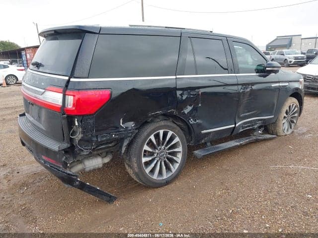2019 LINCOLN NAVIGATOR SELECT 4