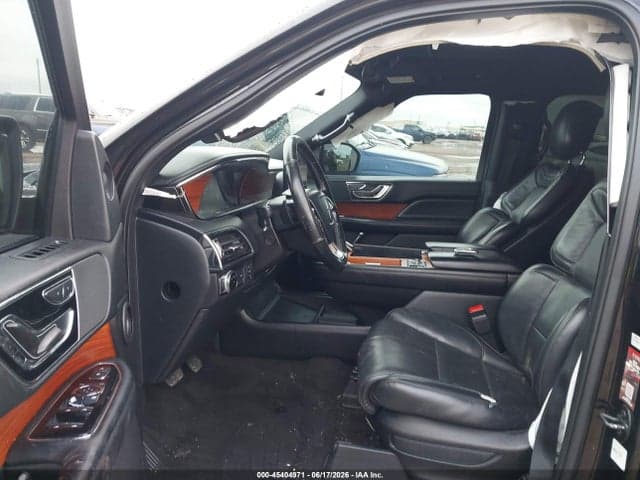2019 LINCOLN NAVIGATOR SELECT 5