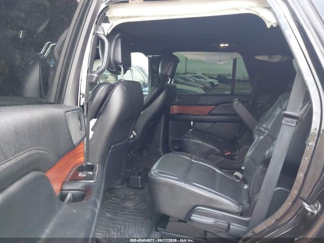 2019 LINCOLN NAVIGATOR SELECT 8