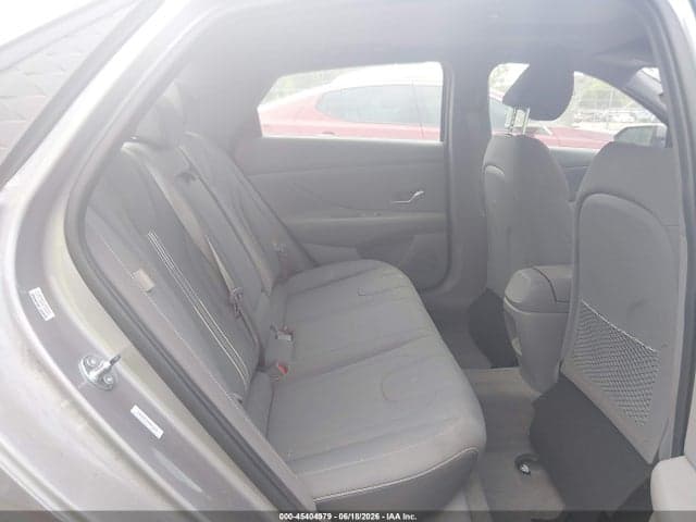 2025 HYUNDAI ELANTRA SEL CONVENIENCE 8