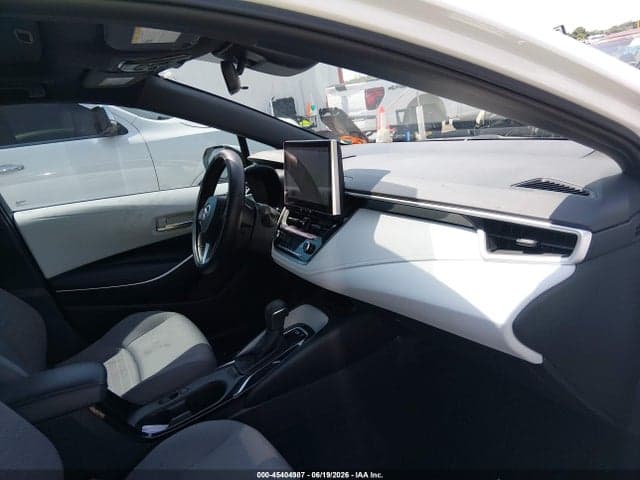 2025 TOYOTA COROLLA SE 5