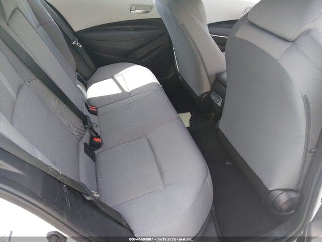 2025 TOYOTA COROLLA SE 8