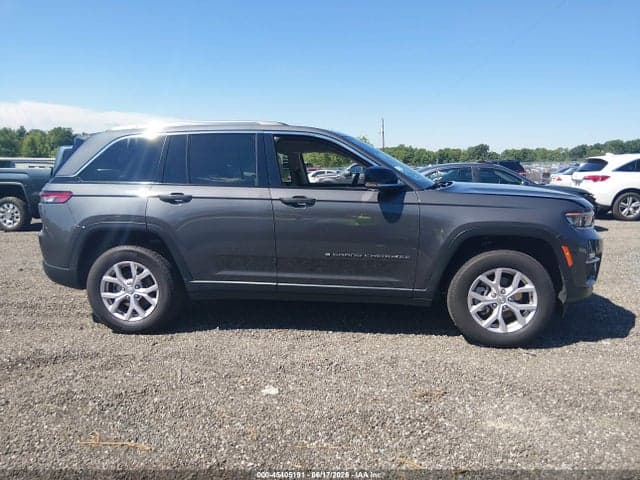 2022 JEEP GRAND CHEROKEE LIMITED 4X2 13
